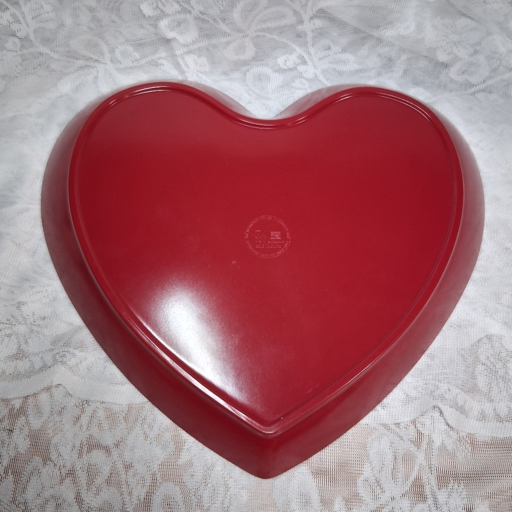 Melamine Heart Plates Valentines Day Decor Pink Red - Picture 6 of 10